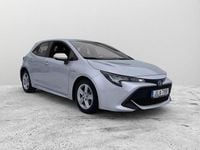 Begagnad Toyota Corolla Hybrid Active 122 HK (89 kW) 2019 Silver Halvkombi