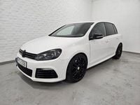 Begagnad VW Golf VI R 271 HK (199 kW) 2010 Vit Halvkombi