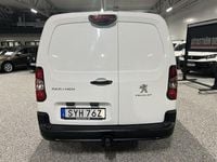 Begagnad Peugeot Partner 102 HK (75 kW) 2021 Vit Minibuss
