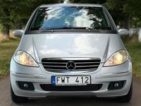 Begagnad Mercedes A180 Avantgarde 109 HK (80 kW) 2007 Silver Halvkombi
