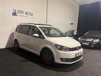 Begagnad VW Touran 105 HK (77 kW) 2013 Vit Minibuss