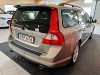 begagnad Volvo V70 2.5T Flexifuel DRIVe Mom, R-Design Ny serv,Euro 5