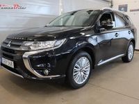 Begagnad Mitsubishi Outlander P-HEV Comfort Edition 203 HK (149 kW) 2016 Svart SUV