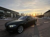 Begagnad BMW 525 204 HK (150 kW) 2010 Mörkgrå Sedan