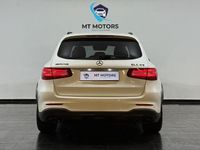 Begagnad Mercedes GLC43 AMG AMG line 368 HK (270 kW) 2017 Vit SUV
