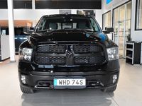 begagnad Dodge Ram Classic 5.7 HEMI Lagerbil Taklucka Alpine 2023, Pickup