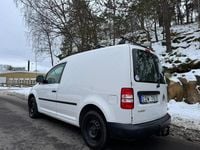 Begagnad VW Caddy 75 HK (55 kW) 2013 Vit Minibuss
