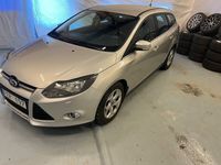 begagnad Ford Focus Kombi 1.0 EcoBoost Euro 5 NY Besiktad