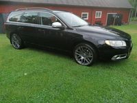 begagnad Volvo V70 2.4D Geartronic Momentum Euro 4