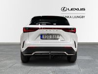 begagnad Lexus NX350h AWD F-Sport S Panorama Drag 2022, SUV