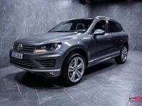 Begagnad VW Touareg R-line 204 HK (150 kW) 2017 Grå SUV