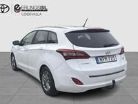 Begagnad Hyundai i30 Comfort 135 HK (99 kW) 2016 Vit Kombi
