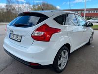 begagnad Ford Focus 1.6 TDCi ECOnetic Titanium Navi / PDC / ACC / BT