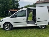 Begagnad VW Caddy 102 HK (75 kW) 2011 Minibuss