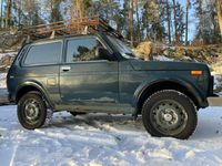 begagnad Lada niva 4x4 3-dörrars 1.7 i 4x4 Euro 4