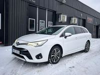 Begagnad Toyota Avensis 143 HK (105 kW) 2015 Vit Kombi