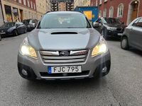 Begagnad Subaru Outback 150 HK (110 kW) 2014 Kombi