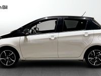 Begagnad Toyota Yaris Hybrid Active 73 HK (53 kW) 2016 Vit Halvkombi