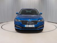 begagnad Skoda Superb iV Kombi L&K Plug-in Hybrid Drag Kamera Navi