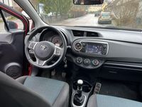 begagnad Toyota Yaris 5-dörrar 1.33 Dual VVT-i Euro 5- GPS