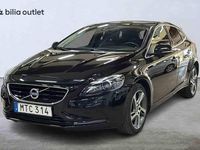 Begagnad Volvo V40 2016 Svart Halvkombi