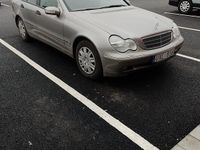 Begagnad Mercedes C180 143 HK (105 kW) 2004 Sedan