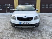 Begagnad Skoda Octavia Scout 150 HK (110 kW) 2016 Kombi