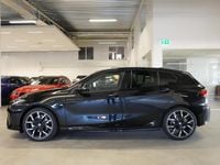 Begagnad BMW 120 M Sport 157 HK (115 kW) 2024 Svart Halvkombi