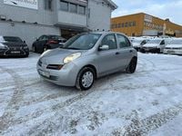 Begagnad Nissan Micra 65 HK (47 kW) 2004 Silver Halvkombi
