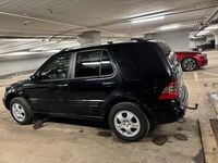 Begagnad Mercedes ML350 235 HK (172 kW) 2005 SUV
