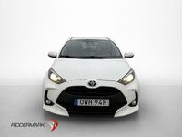 Begagnad Toyota Yaris 2021 Vit Halvkombi