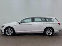 Begagnad VW Passat GTE 156 HK (114 kW) 2021 Vit Kombi
