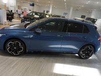 Begagnad VW Golf VIII R-line 150 HK (110 kW) 2024 Blå Kombi