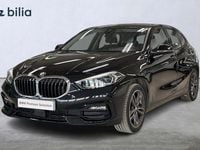 Begagnad BMW 118 Shadowline 136 HK (100 kW) 2022 Svart Halvkombi