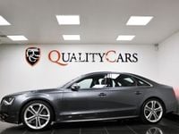 Begagnad Audi S8 520 HK (382 kW) 2012 Grå Sedan