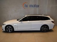 Begagnad BMW 330e M Sport 293 HK (215 kW) 2023 Vit Kombi