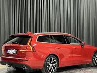 begagnad Volvo V60 D4 Momentum Advanced SE II *V-Hjul/Drag/Navi*