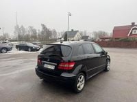 Begagnad Mercedes B180 109 HK (80 kW) 2007 Svart Minibuss