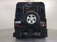 begagnad Land Rover Defender 90 2.2 TD4 4x4 (122hk) Lågmil