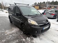 Begagnad Toyota Proace 128 HK (94 kW) 2015 Svart Minibuss