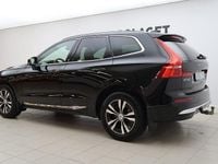 Begagnad Volvo XC60 Core 350 HK (257 kW) 2022 Svart SUV