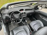 Begagnad Peugeot 206 CC 136 HK (100 kW) 2006 Cab