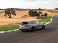 begagnad Audi RS4 competition plus med skalsäten 2023, Personbil