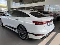 Begagnad Audi e-tron Sportback S-Line 314 kW (428 HK) 2025 Vit SUV