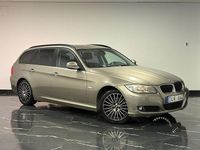 Begagnad BMW 318 Comfort Edition 143 HK (105 kW) 2011 Brun Kombi