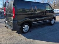 Begagnad Opel Vivaro 114 HK (83 kW) 2011 Minibuss