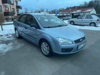 Begagnad Ford Focus 115 HK (84 kW) 2005 Sedan