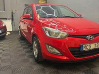 Begagnad Hyundai i20 Premium 84 HK (61 kW) 2012 Röd Halvkombi