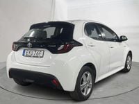 Begagnad Toyota Yaris 116 HK (85 kW) 2021 Vit Halvkombi