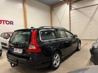 Begagnad Volvo V70 Momentum 175 HK (128 kW) 2009 Svart Kombi